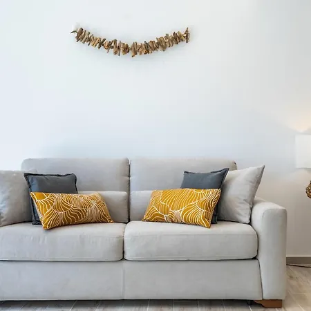 Sea Escape - Comfort Meets Island Charm